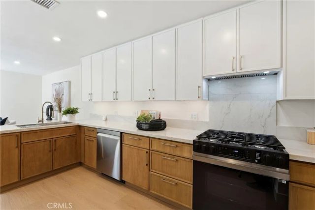 41 Seton Rd, Irvine, CA 92612