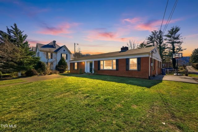 213 Manville Road, Gate City, VA 24251