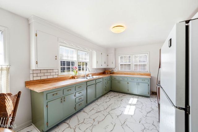 213 Manville Road, Gate City, VA 24251