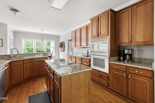 2901 Sunnystone Way, Raleigh, NC 27613