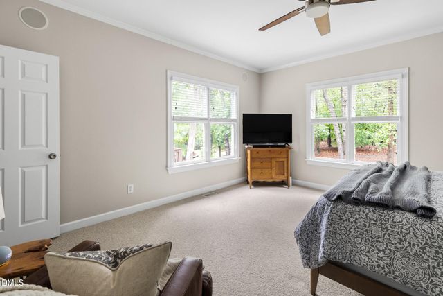 2901 Sunnystone Way, Raleigh, NC 27613