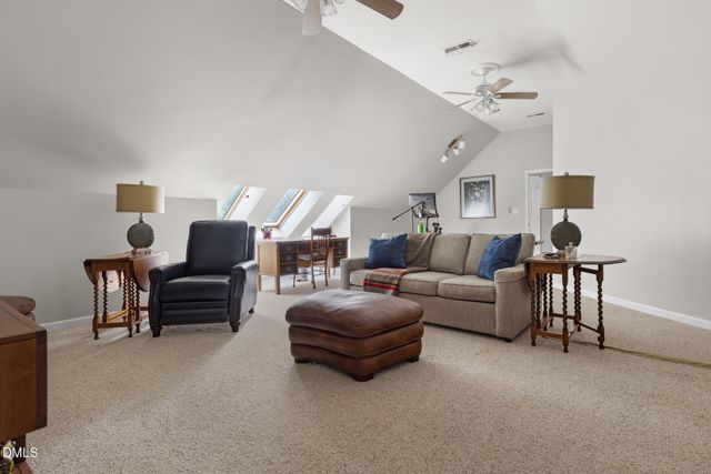 2901 Sunnystone Way, Raleigh, NC 27613