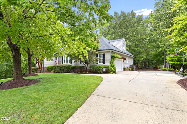 2901 Sunnystone Way, Raleigh, NC 27613