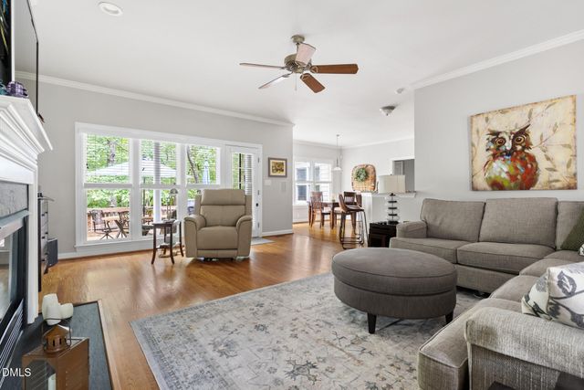 2901 Sunnystone Way, Raleigh, NC 27613