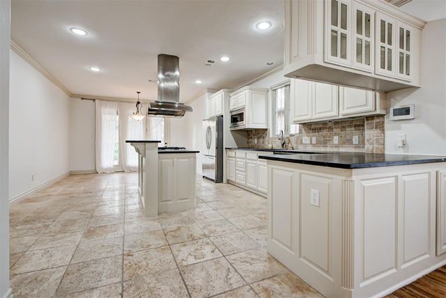 2124 Turtle Creek Drive, Norman, OK 73071