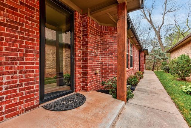 2124 Turtle Creek Drive, Norman, OK 73071