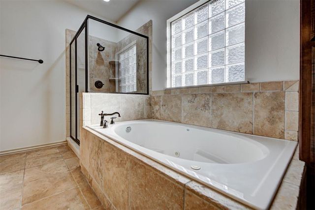 2124 Turtle Creek Drive, Norman, OK 73071