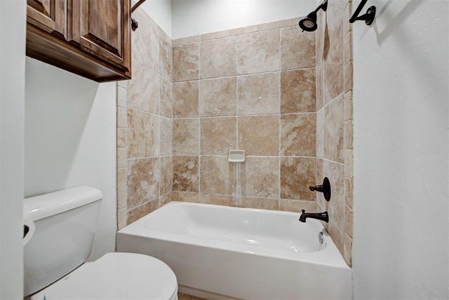 2124 Turtle Creek Drive, Norman, OK 73071