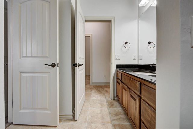 2124 Turtle Creek Drive, Norman, OK 73071