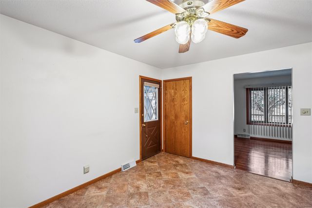 525 SW Westview Drive, Ankeny, IA 50023