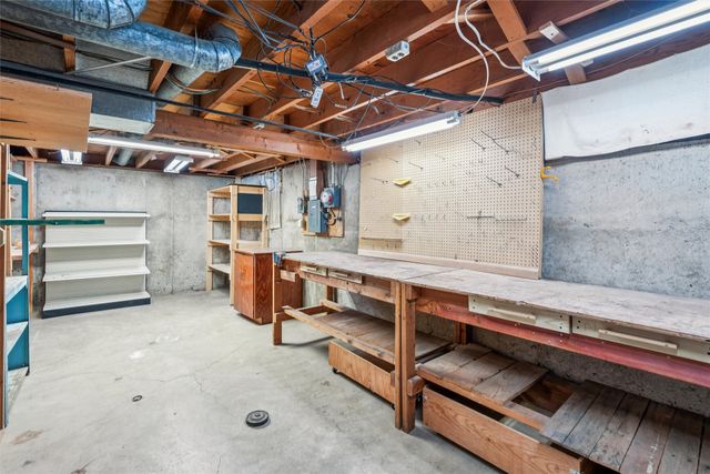 525 SW Westview Drive, Ankeny, IA 50023