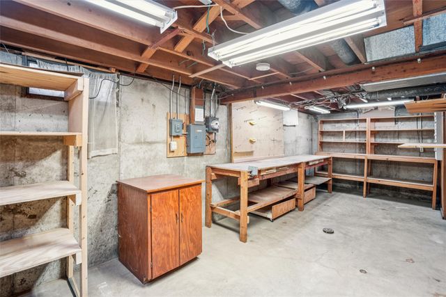 525 SW Westview Drive, Ankeny, IA 50023