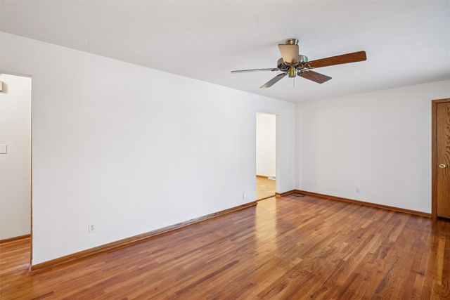 525 SW Westview Drive, Ankeny, IA 50023