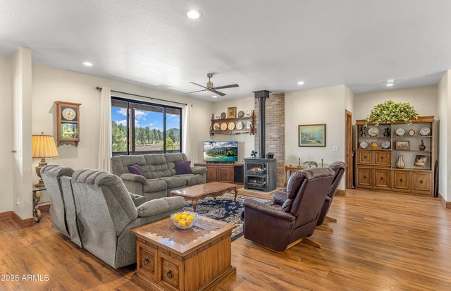 17622 Crowley Trail, Flagstaff, AZ 86001