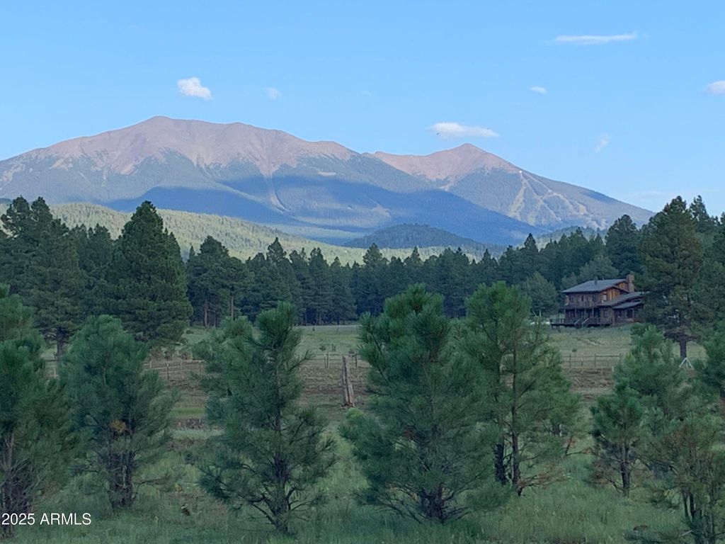 17622 Crowley Trail, Flagstaff, AZ 86001