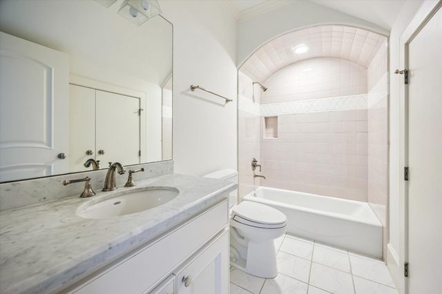 408 E 7th Street, Houston, TX 77007