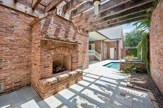 408 E 7th Street, Houston, TX 77007