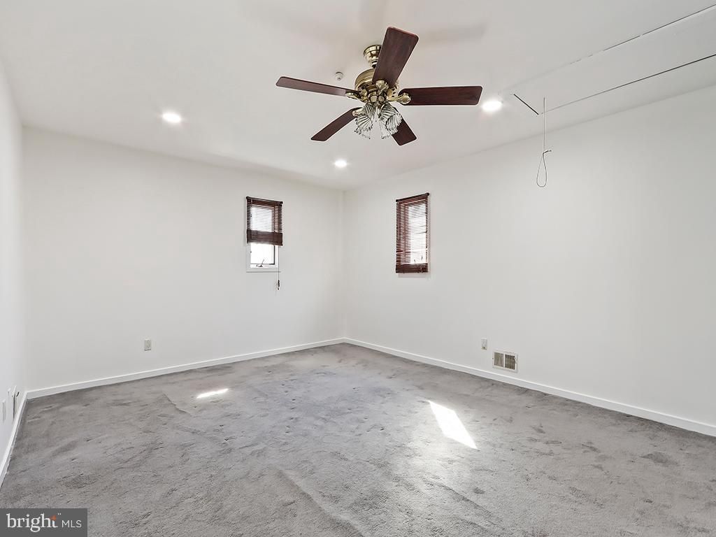 1305 ROBERTS AVENUE, Feasterville Trevose, PA 19053