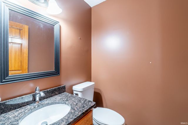 9613 Shellbrook Drive, Fort Wayne, IN 46835