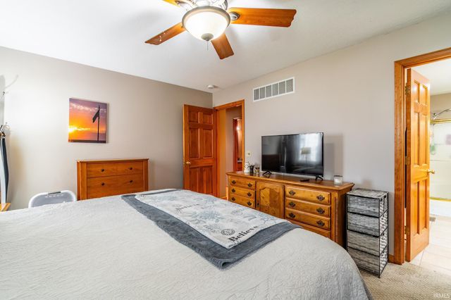 9613 Shellbrook Drive, Fort Wayne, IN 46835