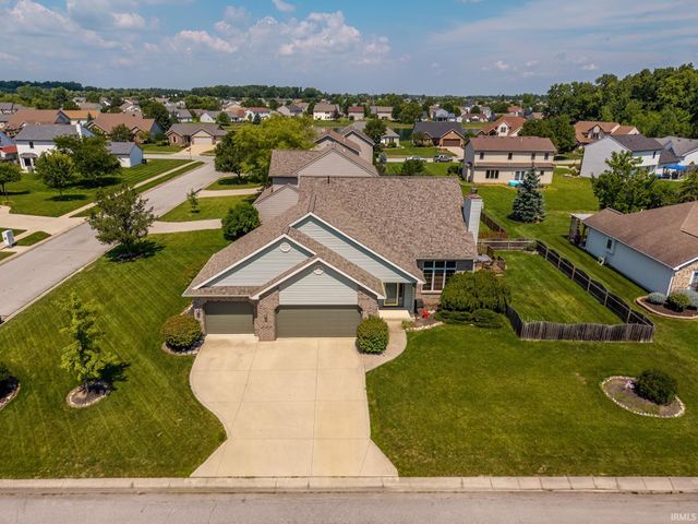 9613 Shellbrook Drive, Fort Wayne, IN 46835