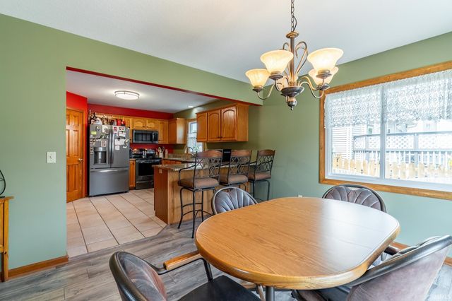 9613 Shellbrook Drive, Fort Wayne, IN 46835