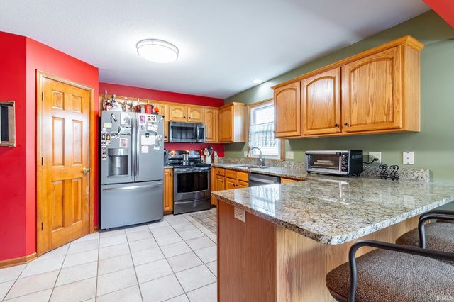 9613 Shellbrook Drive, Fort Wayne, IN 46835