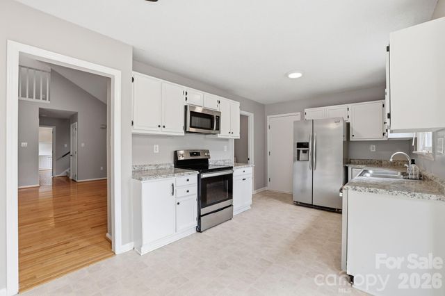 7038 Chelsea Day Lane, Tega Cay, SC 29708