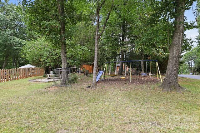 7038 Chelsea Day Lane, Tega Cay, SC 29708