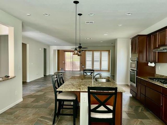 2653 Steeple Run Ln, Manteca, CA 95336