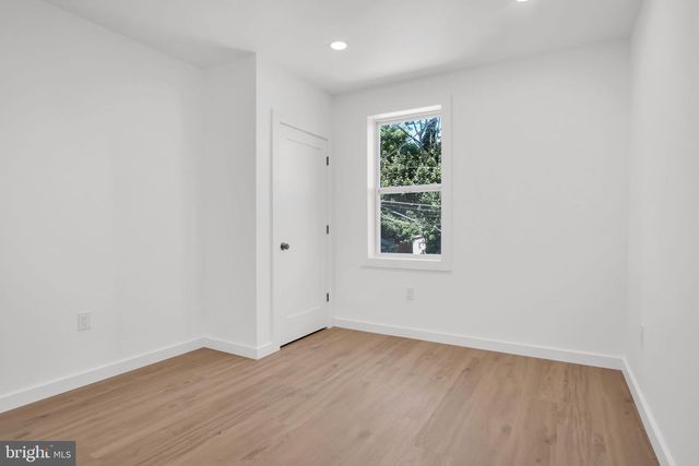 1608 HUNTER ST, Harrisburg, PA 17104