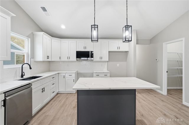 85 Timber Creek Drive, Carlisle, OH 45005