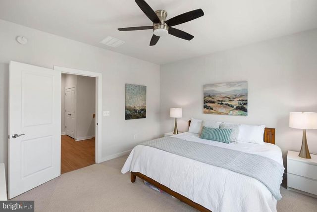 1601 GROVE CHESTNUT RD, Dumfries, VA 22026