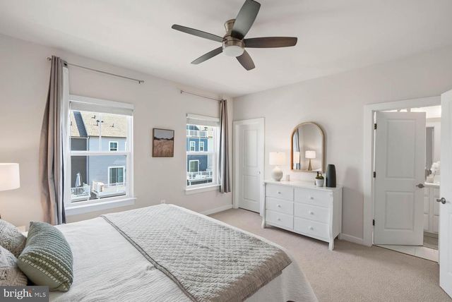 1601 GROVE CHESTNUT RD, Dumfries, VA 22026