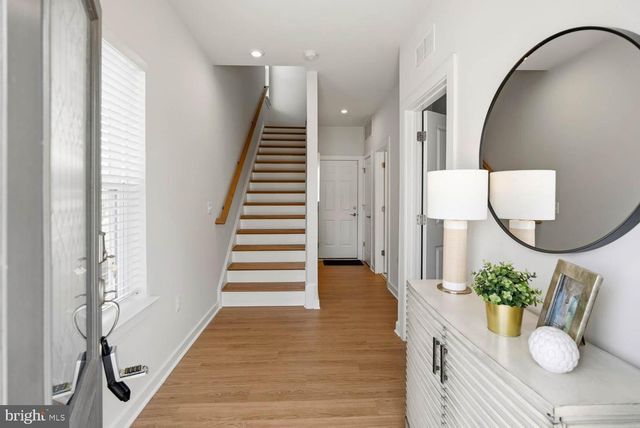 1601 GROVE CHESTNUT RD, Dumfries, VA 22026