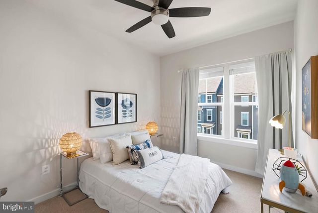 1601 GROVE CHESTNUT RD, Dumfries, VA 22026