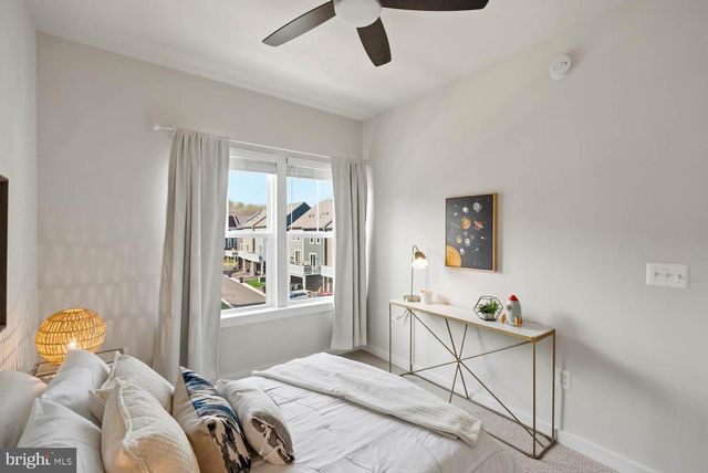 1601 GROVE CHESTNUT RD, Dumfries, VA 22026