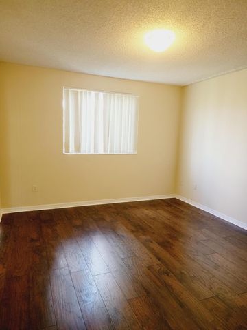 2640 S University Drive 222, Davie, FL 33328