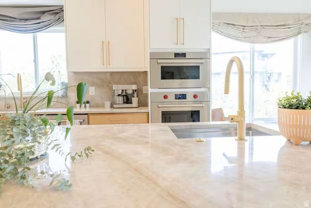 701 S LAKE VIEW DR, Vineyard, UT 84058