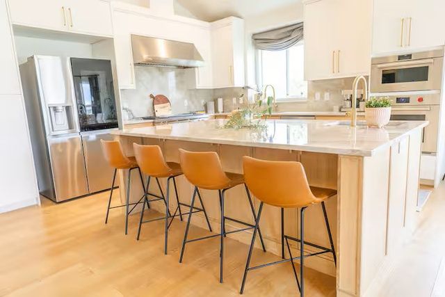 701 S LAKE VIEW DR, Vineyard, UT 84058