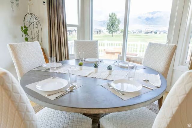 701 S LAKE VIEW DR, Vineyard, UT 84058