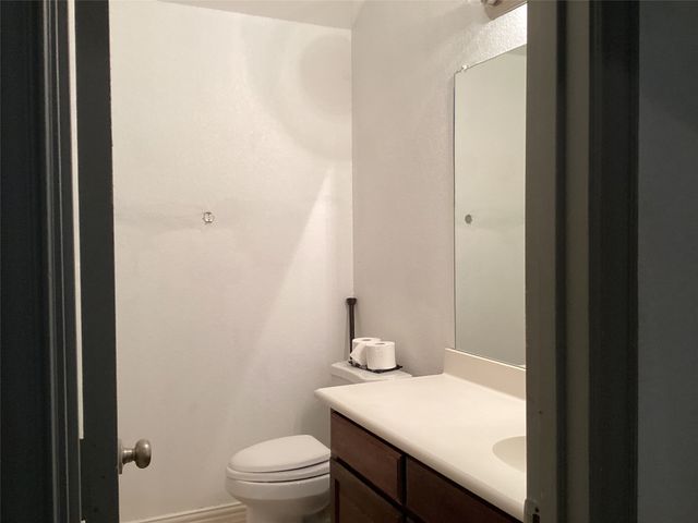 222 Range Road, Waxahachie, TX 75165
