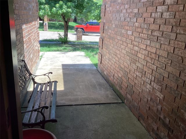 222 Range Road, Waxahachie, TX 75165