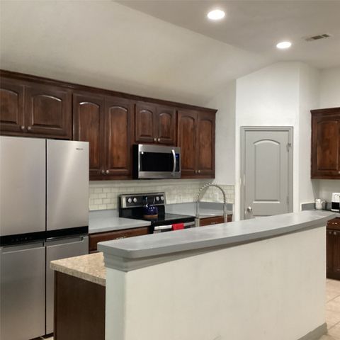 222 Range Road, Waxahachie, TX 75165