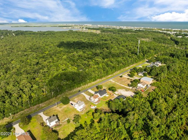 348 Chadwick Acres Road, Sneads Ferry, NC 28460