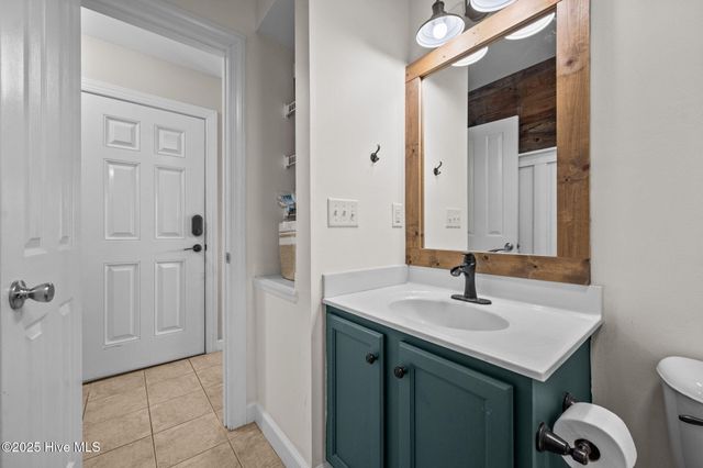 348 Chadwick Acres Road, Sneads Ferry, NC 28460