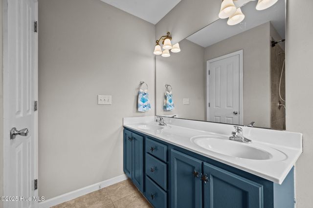 348 Chadwick Acres Road, Sneads Ferry, NC 28460