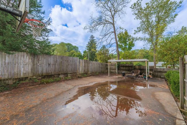 1600 E 2nd Street, Bloomington, IN 47401