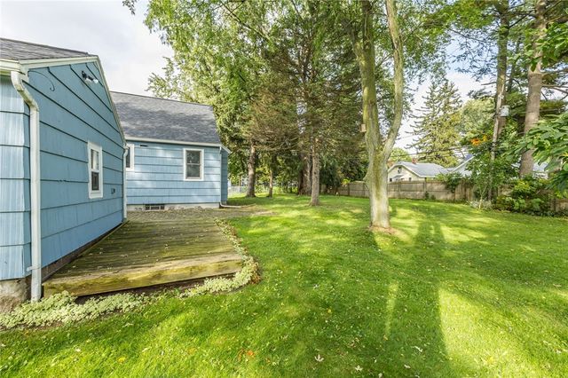 30 Old Beahan Road, Gates, NY 14624