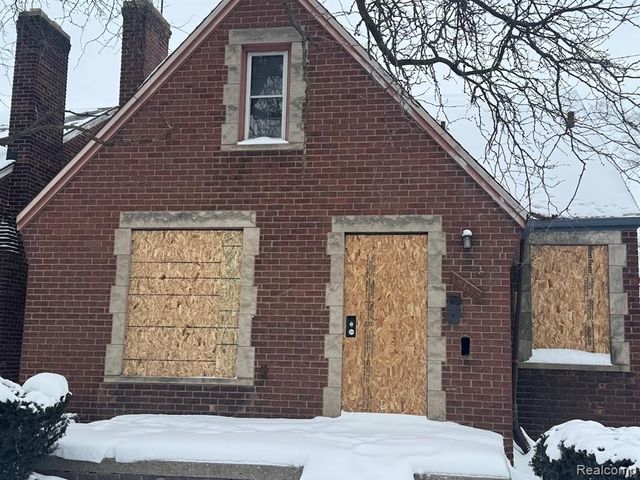 15613 Seymour Street, Detroit, MI 48205